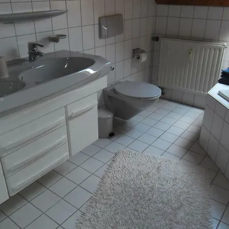 In Linden - Nur 7 Km Von *